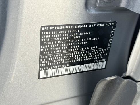 Used 2024 Volkswagen Taos SE FWD image 33
