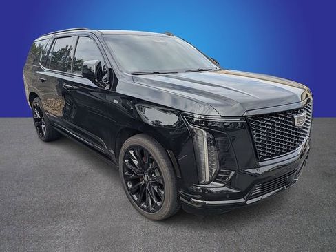 Certified 2025 Cadillac Escalade Sport Platinum w/ LPO, ONYX Package AWD/4WD image 3
