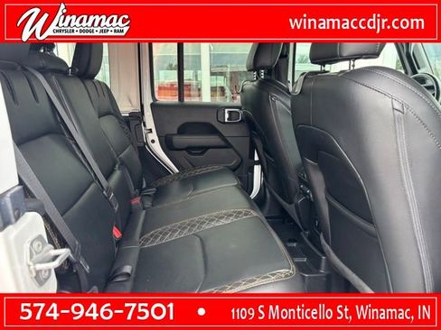 Used 2021 Jeep Wrangler Unlimited Sahara AWD/4WD image 17