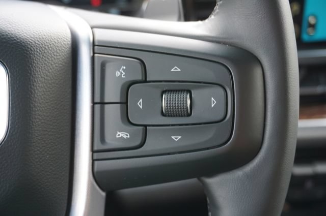 Used 2025 GMC Sierra 1500 Elevation w/ LPO, Elevation Black Package AWD/4WD image 34