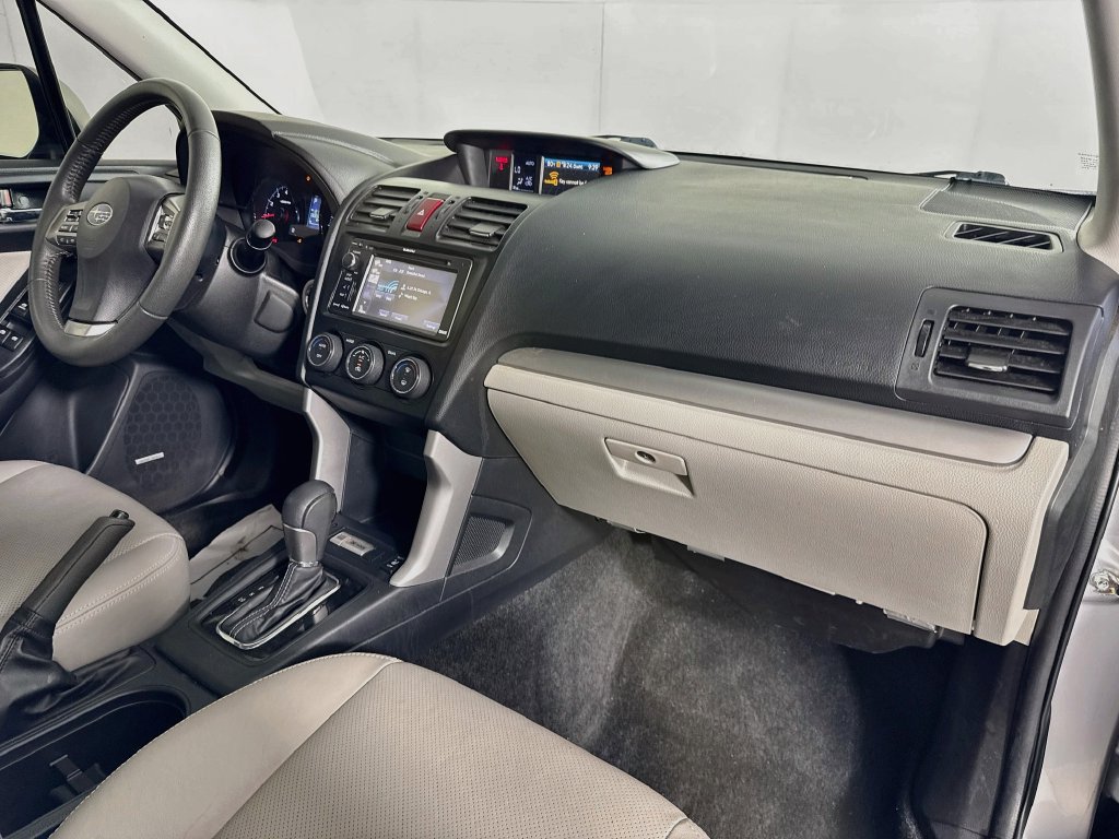 Used 2015 Subaru Forester 2.5i Touring w/ Eyesight & Navigation System AWD/4WD image 36