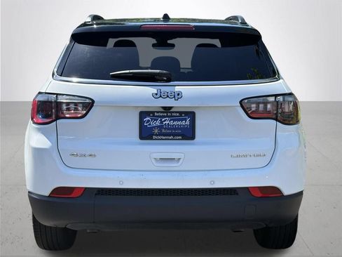 Used 2025 Jeep Compass Limited AWD/4WD image 7