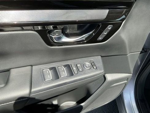 Used 2025 Honda CR-V EX-L image 15