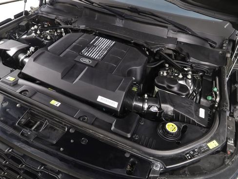 Used 2021 Land Rover Range Rover P525 Westminster Edition image 23