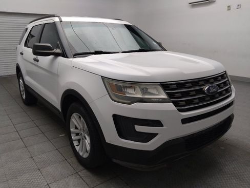 Used 2017 Ford Explorer FWD image 13