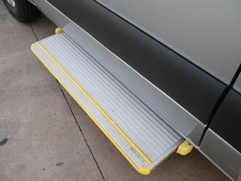 New 2025 Mercedes-Benz Sprinter 2500 image 40