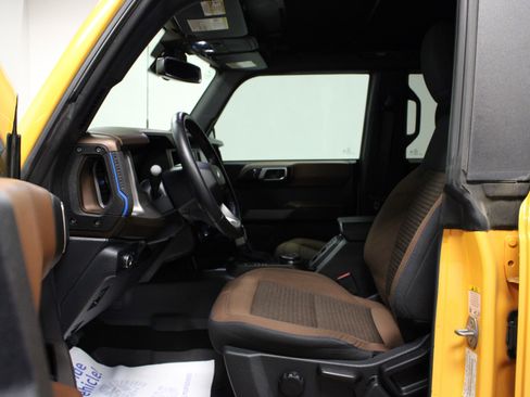 Used 2022 Ford Bronco Outer Banks image 12