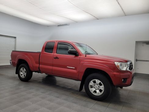 Used 2015 Toyota Tacoma PreRunner w/ SR5 Package image 11