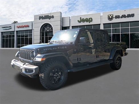 New 2025 Jeep Gladiator Sport image 8