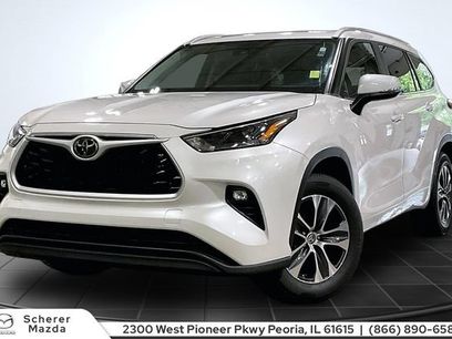 Used 2024 Toyota Highlander XLE