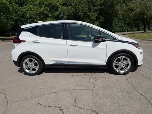 Used 2018 Chevrolet Bolt LT FWD image 6