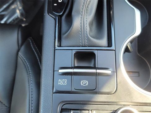 Used 2024 Kia K5 GT-Line image 24