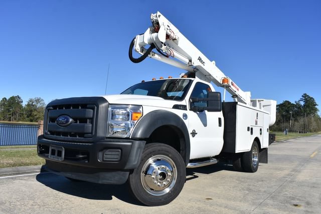 Used 2012 Ford F550 4x4 Regular Cab Super Duty w/ Snow Plow Prep Pkg image 2