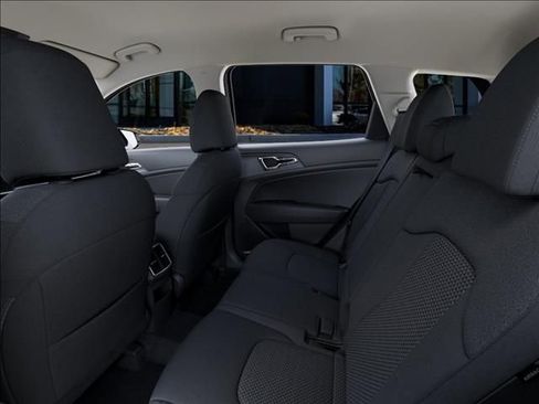New 2026 Kia Sportage LX FWD image 18