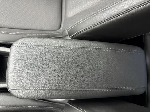 Used 2022 Buick Encore GX Select image 23