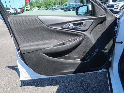 Used 2024 Chevrolet Malibu LT FWD image 23