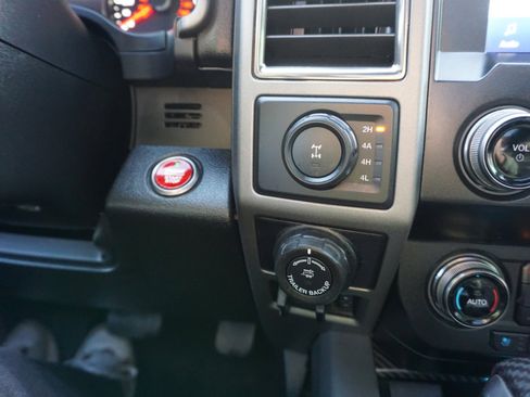 Used 2020 Ford F150 Raptor w/ Equipment Group 802A Luxury image 22