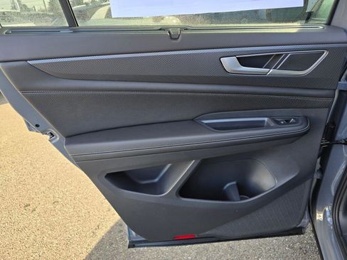 New 2026 Volkswagen Atlas Cross Sport SEL R-Line image 34