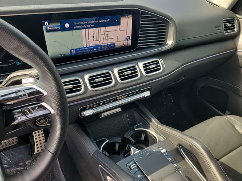 Certified 2026 Mercedes-Benz GLS 450 4MATIC image 23