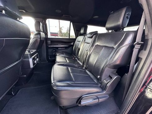 Used 2019 Ford Expedition Max XLT w/ Equipment Group 201A AWD/4WD image 10