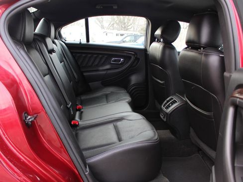 Used 2014 Ford Taurus Limited image 38