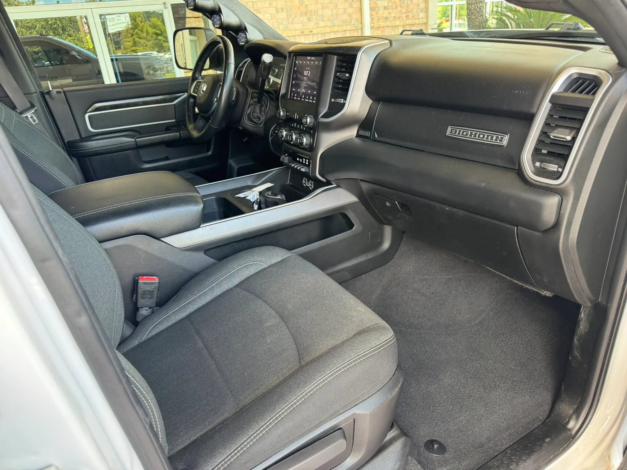 Used 2020 RAM 2500 Big Horn w/ Level 1 Equipment Group AWD/4WD image 31