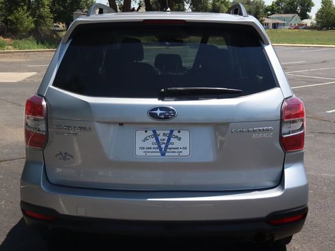 Used 2015 Subaru Forester 2.5i Limited AWD/4WD image 6