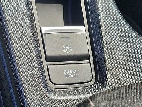 Used 2023 Honda Civic LX image 25