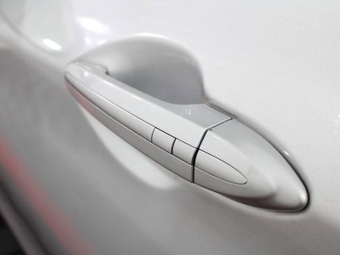 Used 2015 Hyundai Genesis 3.8 w/ Option Group 03 image 14