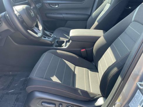 Used 2025 Honda CR-V Sport image 14