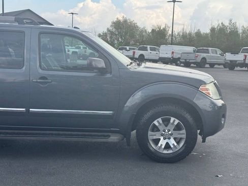 Used 2012 Nissan Pathfinder Silver RWD image 4