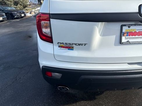 Certified 2021 Honda Passport Touring image 32