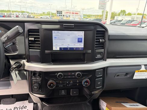 New 2026 Ford F350 XLT w/ XLT Value Package AWD/4WD image 17