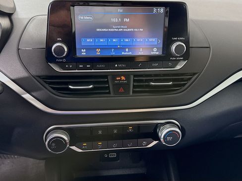 Used 2021 Nissan Altima 2.5 S FWD image 18