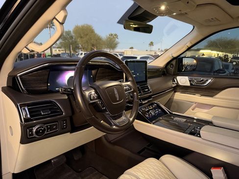 Used 2020 Lincoln Navigator L Black Label image 18