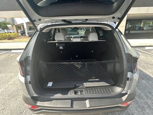 Used 2023 Hyundai Tucson SEL w/ Convenience Package FWD image 12
