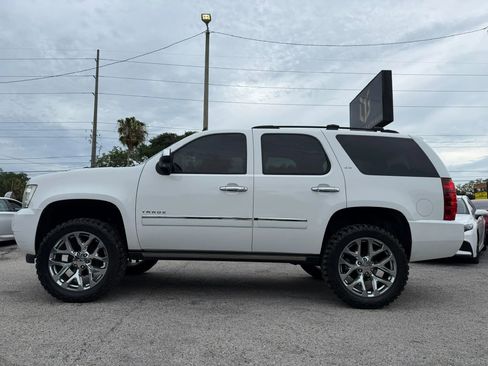 Used 2011 Chevrolet Tahoe LTZ RWD image 3