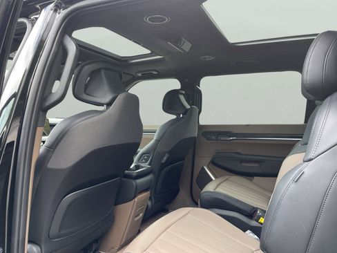 New 2026 Kia EV9 GT-Line image 16