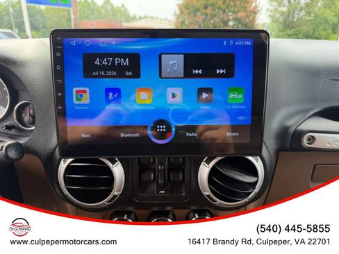 Used 2012 Jeep Wrangler Unlimited Sahara w/ Connectivity Group AWD/4WD image 18
