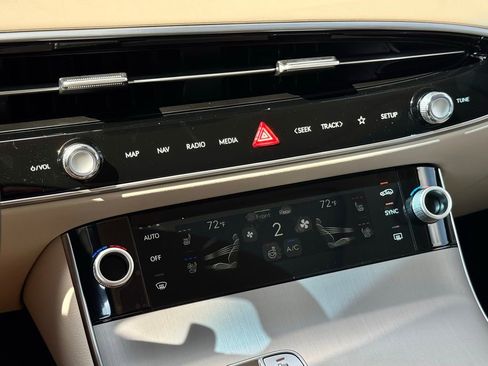 New 2026 Genesis GV70 2.5T Advanced image 34