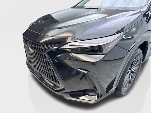 Used 2025 Lexus NX 250 FWD w/ Accessory Package (K3) image 16