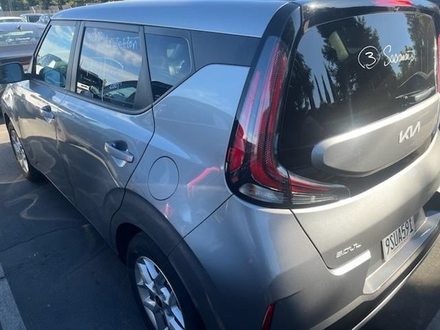 Used 2025 Kia Soul LX w/ LX Technology Package FWD image 6