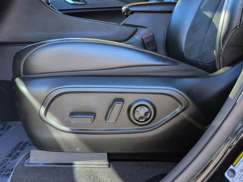 Used 2024 Jeep Grand Cherokee L Laredo image 20