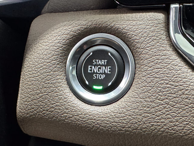 Used 2023 GMC Canyon Denali AWD/4WD image 28