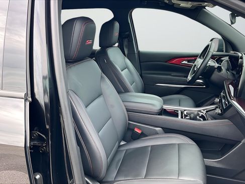 Used 2025 Chevrolet Traverse Z71 AWD/4WD image 27