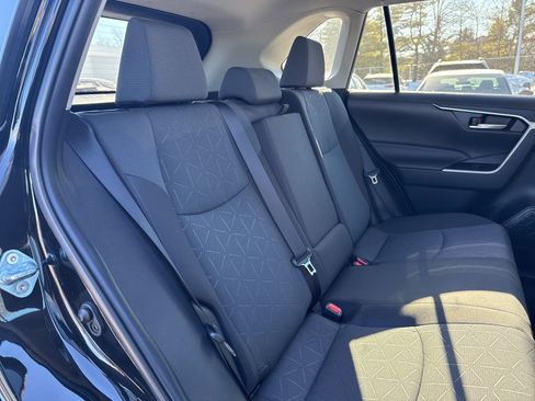 Used 2023 Toyota RAV4 AWD Hybrid image 15