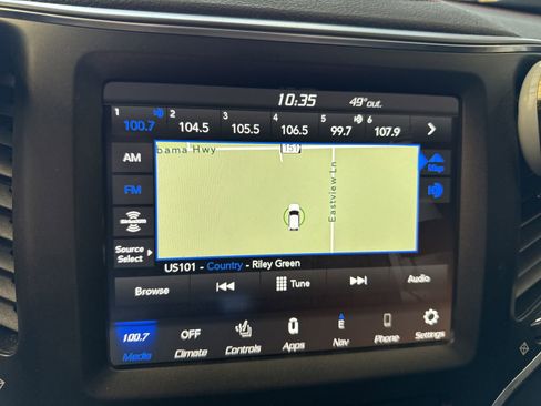 Used 2022 Jeep Cherokee Trailhawk w/ Sun, Sound & Nav Group AWD/4WD image 7