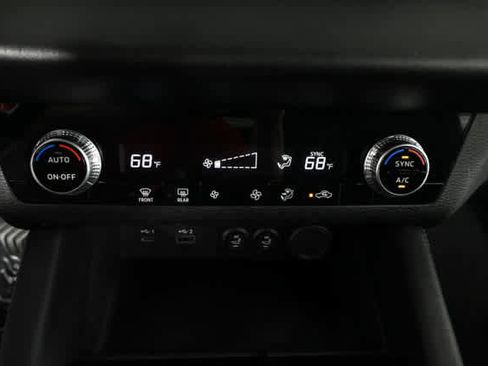 Used 2022 Mitsubishi Outlander ES FWD image 25
