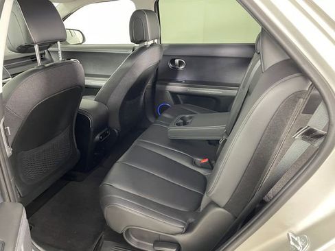 Certified 2023 Hyundai Ioniq 5 SEL image 18