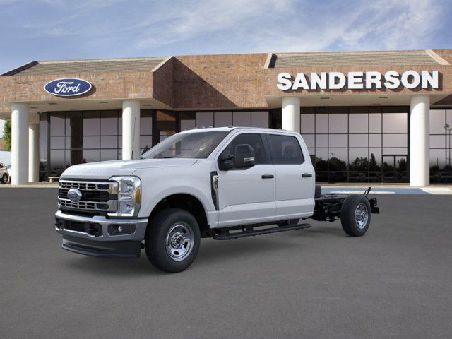 New 2025 Ford F350 XL w/ XL Chrome Package AWD/4WD image 2